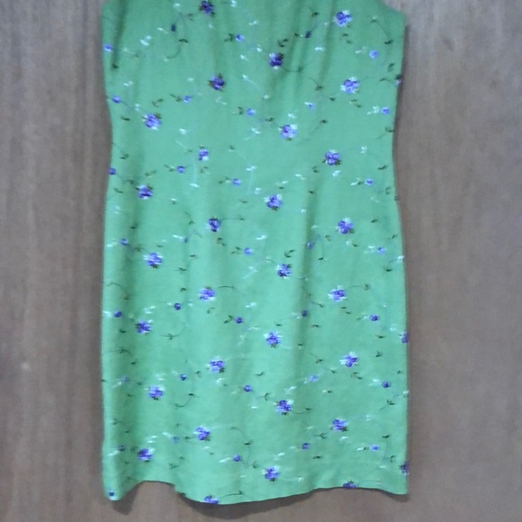 Jessica Howard Embroidered sleeveless dress! - Picture 2 of 6